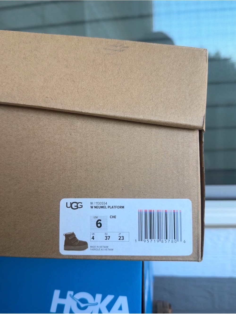 UGG Platform Neumel Boot- Chest Nut - Picture 5 of 5